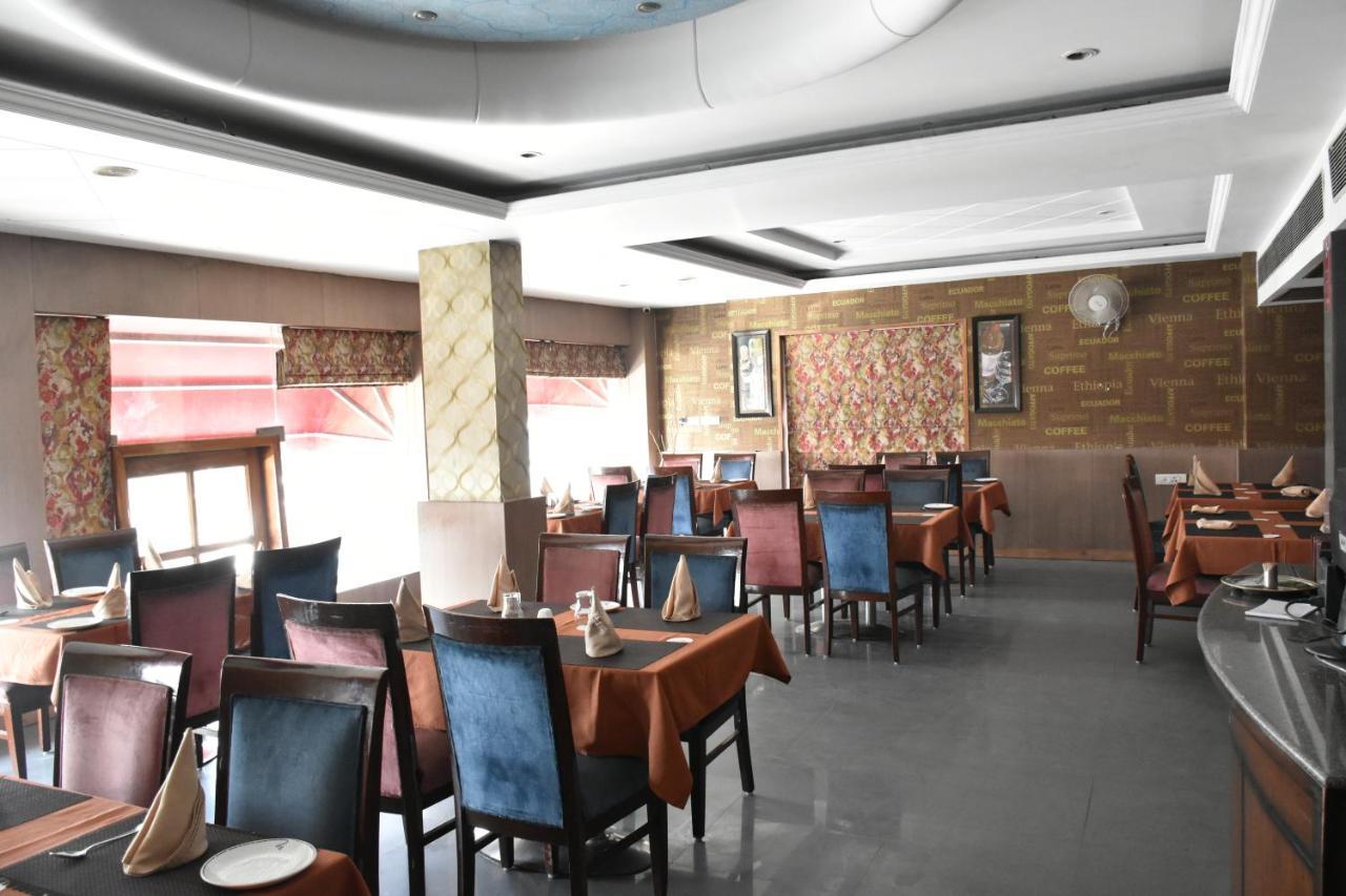 Hotel Lohias Delhi Airport Nova Deli Exterior foto
