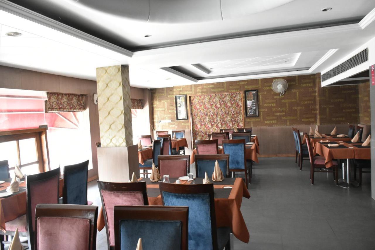 Hotel Lohias Delhi Airport Nova Deli Exterior foto
